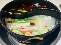 -钢管厂五区小郡肝串串香(奥克斯广场锦城万达店)