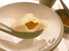 -馋三尺蟹粉小笼(人民广场店)