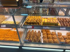 -读酥世家(松江新城地铁站店)