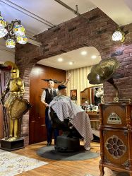-BarberKiNG男士理发馆Barbershop