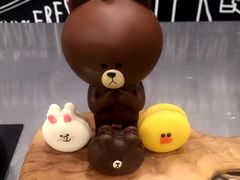 -LINE FRIENDS Garosu-gil Flagship Store