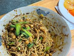-丁丁猫重庆小面(徐州路店)