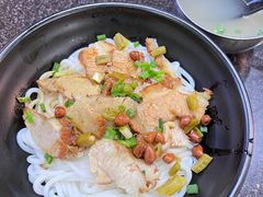 -丫丫桂林米粉(学府店)