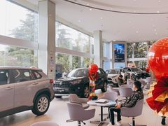 -上海和裕一汽丰田4S店(七宝店)