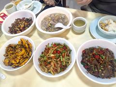 -笨罗卜浏阳菜馆(龙华鹏润达店)
