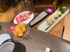 -捞王锅物料理(上海世茂广场店)