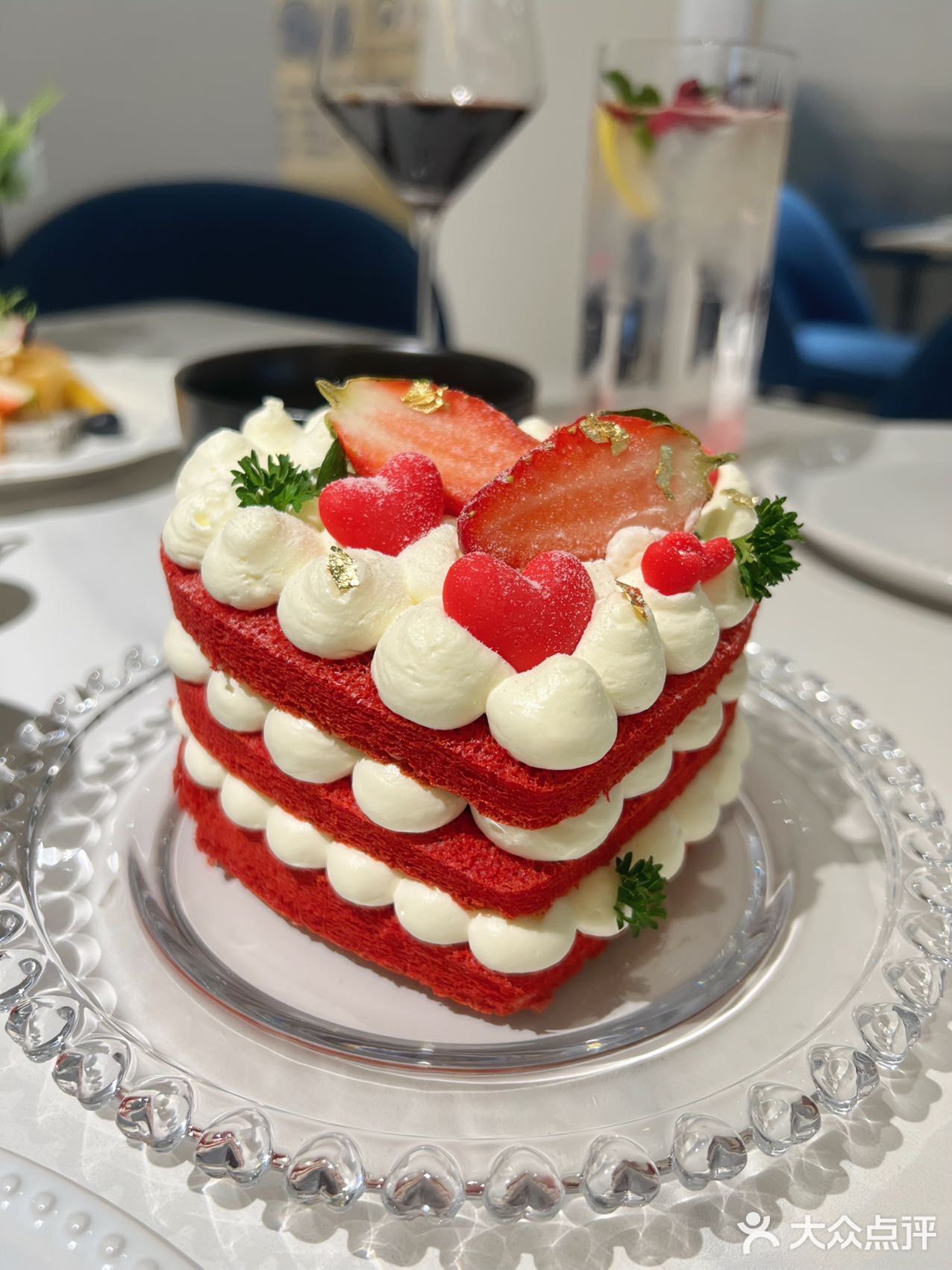  贵阳大十字云镜情人节的套餐！真的合适！