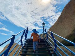 -那琴半岛地质海洋公园