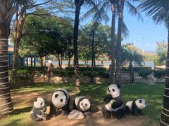 -亚龙湾亚泰商业街