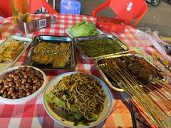 -顶峰夜宴·龙虾烧烤大排档(九江学院店)