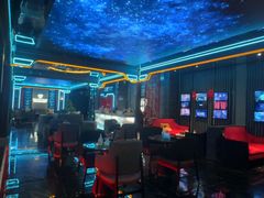 -屋有岛沉浸游戏旗舰店(中山公园店)