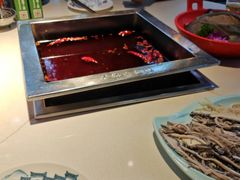 -二荆条·蜀鲜汇城市森林火锅