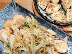 -老东镇啤酒屋海鲜加工·蒸汽海鲜·海鲜烧烤(台东店)