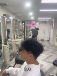 -米娜护肤造型