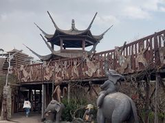 -呀路古热带植物园