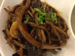 -橘子洲头湘菜馆
