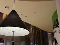 -涨巢·潮玩水疗局