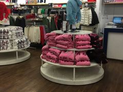 -GAP(王府井奥莱·香江小镇店)