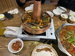 -乡土特色.冷锅鱼.牦牛肉汤锅