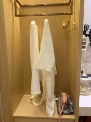 -香港倾城国际·美容美体中心