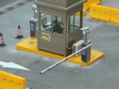 -上海宏圣中山西路-地上停车场