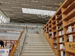 -朵云书院(滴水湖店)