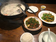 -自己人(九码头店)
