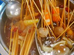 -马路边边串串香(涑河南街店)