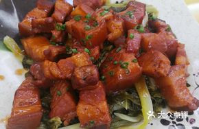 Sour Cabbage Braised Pork