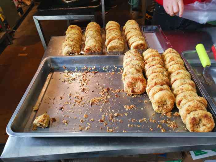 小李核桃馍-"打卡著名的小李核桃馍.幸运的买到刚出锅的.