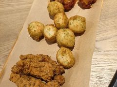 -必胜客(WOW梦之城店)