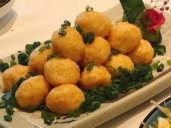 -海派美食·家宴海鲜青岛菜·石锅鲽鱼头(东方城店)