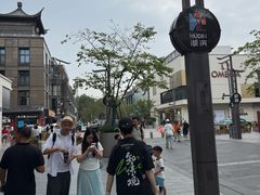 -杭州湖滨银泰in77