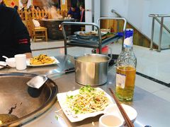 -屯老二农家铁锅炖·行业领军者(梅江店)