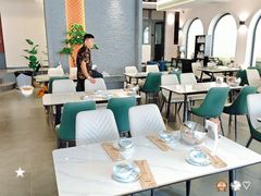 -何适山庄·团餐住宿(水长城P2停车场店)