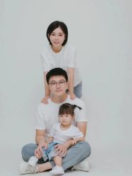 点击看大图 -定格摄影·轻奢定制写真馆