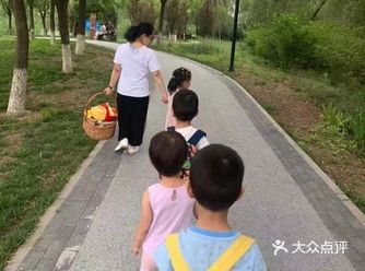 看评价不错，就直接带着孩子过来了