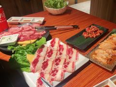 -山之屋炭火烧肉·生啤畅饮(大朗万科中央公园店)