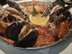 -LESCEDARS Brasserie Bistro香柏树