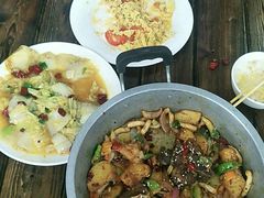 -青海特色美食小炒炕锅牦牛肉火锅