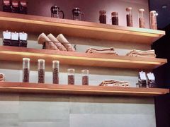 -星巴克臻选(杭州嘉里中心1F店)