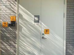 -安东易迷你自助仓储寄存仓库(草桥店)