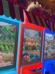 -菲菲羊乐园(临平银泰城店)