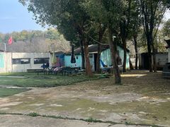 -东湖小天池真人CS彩弹野战基地