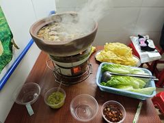 -威邵鸡煲(西华路总店)