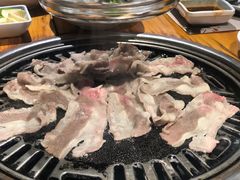 -唯成•韩国炭火烤肉 유성고기