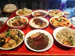 -蓝田九大碗民俗食府(蓝田店)