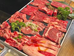 -乐焰活海鲜放题活罗氏虾活鳗和牛烧肉(海珠客村店)