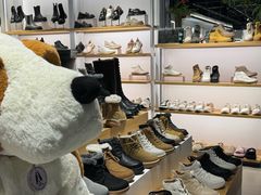 -燕莎奥特莱斯购物中心