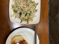 -舒蔡记生煎菜饭(云南中路店)